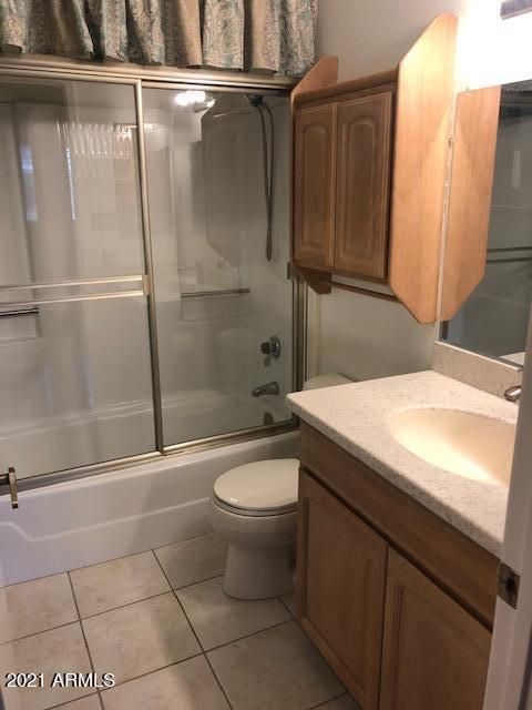 6533 W Phelps Rd, Glendale, AZ 85306