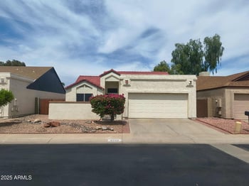 6534 North Ln, Glendale, AZ 85302