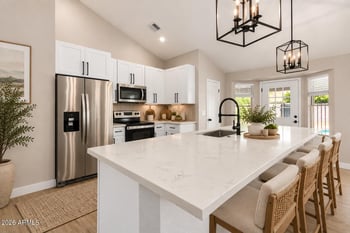 6534 W Grandview Rd, Glendale, AZ 85306