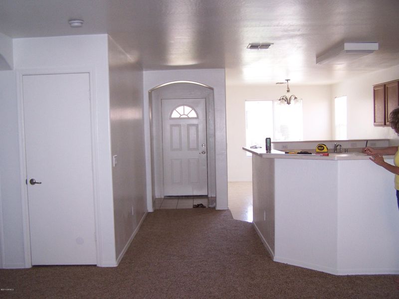 6534 W Hughes Dr, Phoenix, AZ 85043