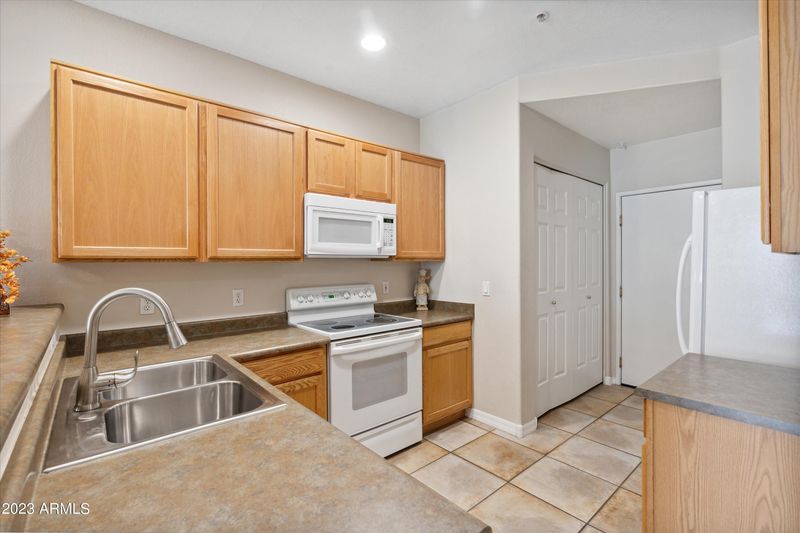6535 E Superstition Springs Blvd #160, Mesa, AZ 85206