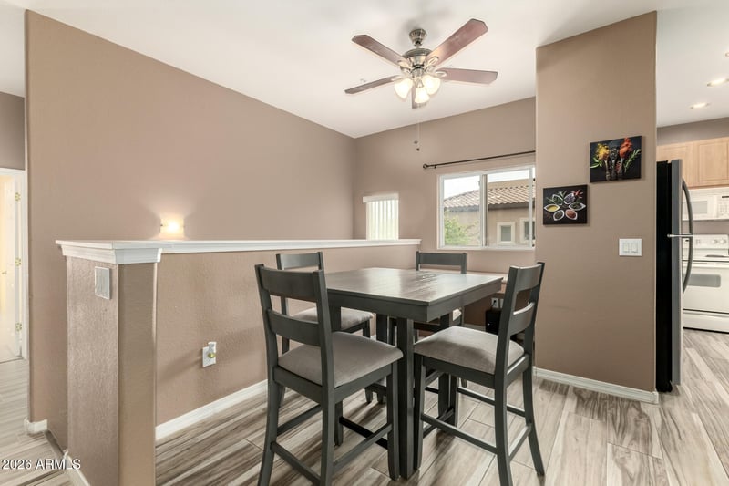 6535 Superstition Springs Blvd #242, Mesa, AZ 85206