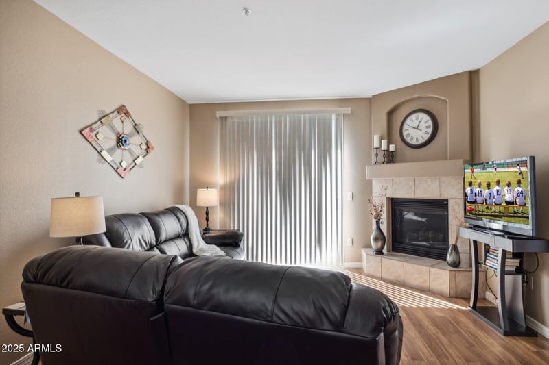 6535 Superstition Springs Blvd #109, Mesa, AZ 85206