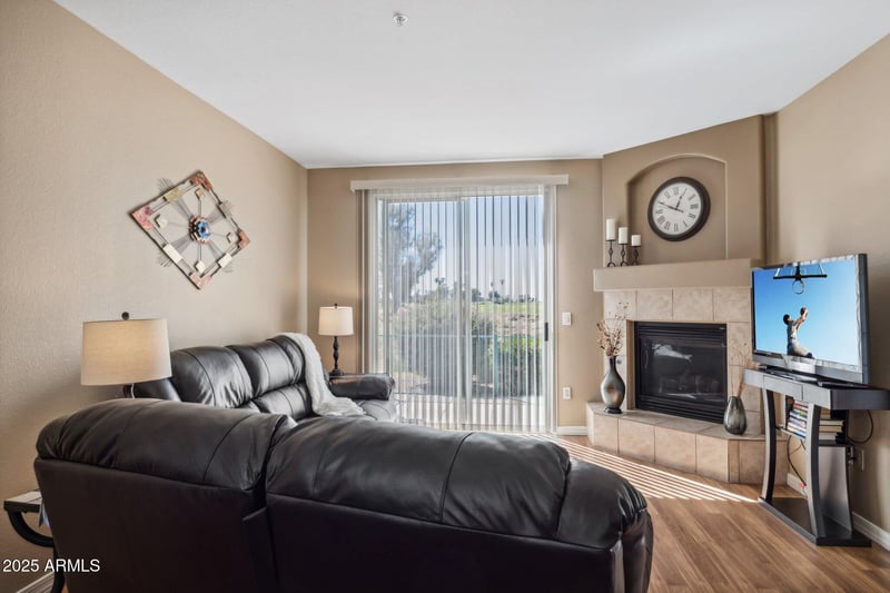 6535 Superstition Springs Blvd #109, Mesa, AZ 85206