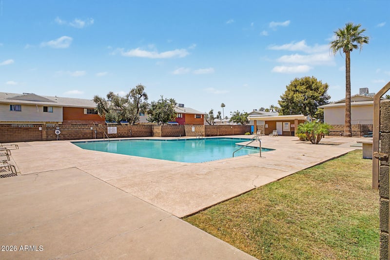 6536 N 43rd Ave, Glendale, AZ 85301