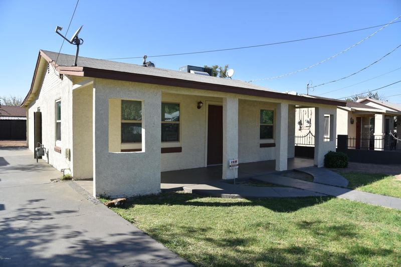 6536 N 62nd Ave, Glendale, AZ 85301