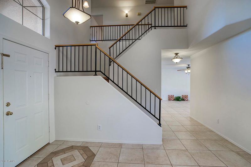 6536 W Saddlehorn Rd, Phoenix, AZ 85083
