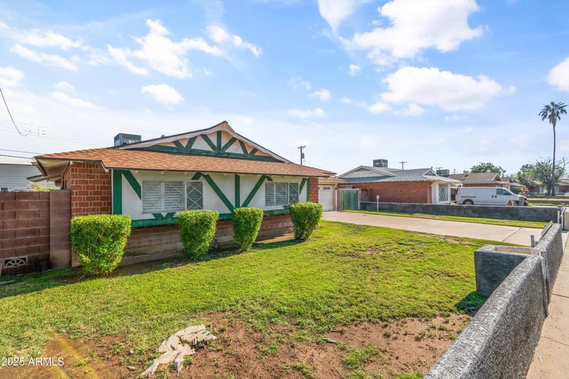 6537 41st Dr, Phoenix, AZ 85019