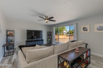 6537 Palm Ln, Scottsdale, AZ 85257