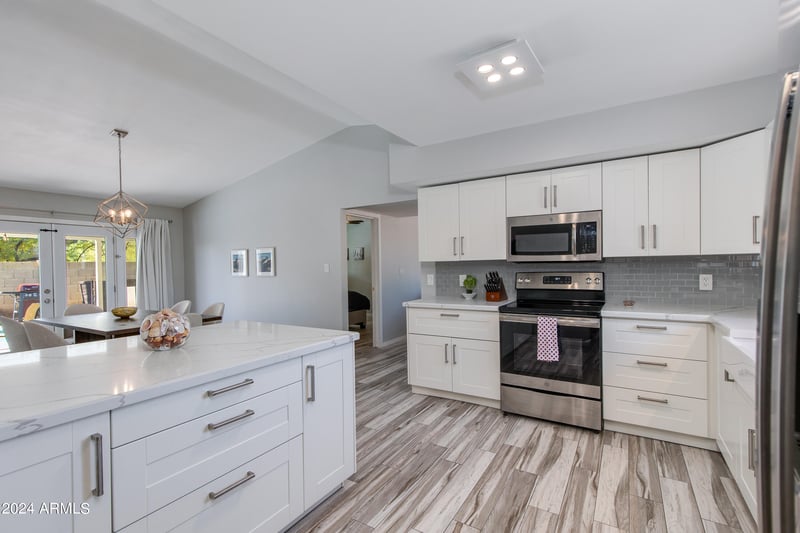 6537 Palm Ln, Scottsdale, AZ 85257