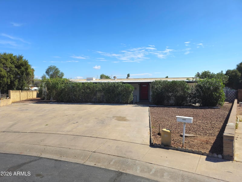 6538 Hatcher Rd, Glendale, AZ 85302