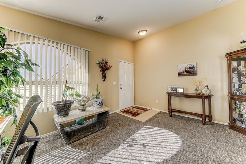 6539 S 17th Ave, Phoenix, AZ 85041