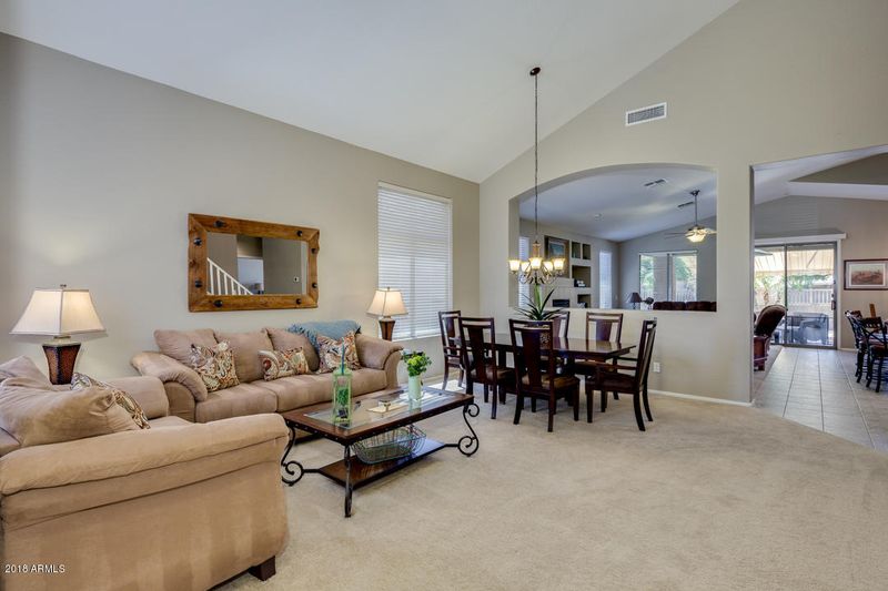 6539 W Tether Trl, Phoenix, AZ 85083