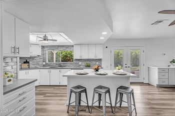 654 83rd Way, Mesa, AZ 85208