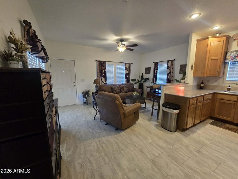 654 E Ranch Rd #34, San Tan Valley, AZ 85140