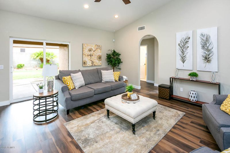 654 N Clancy --, Mesa, AZ 85207