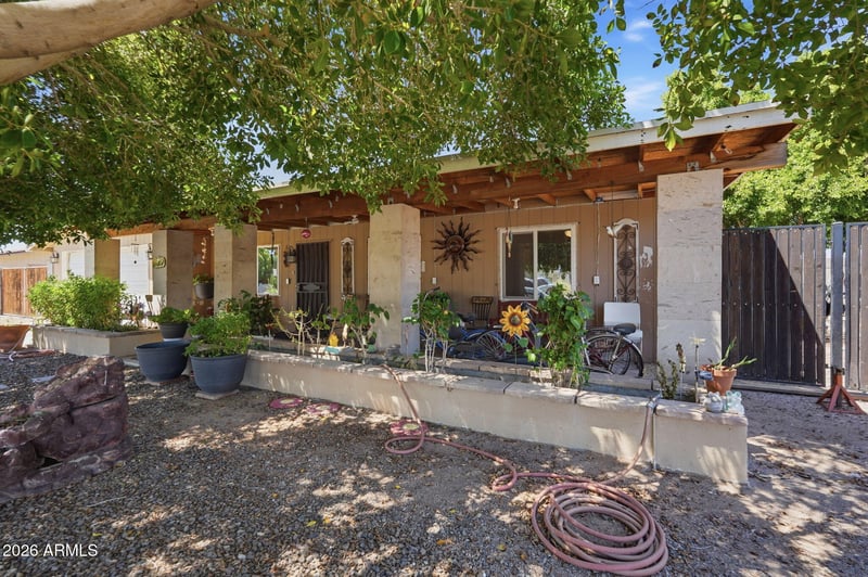 654 S Copper Dr, Apache Junction, AZ 85120