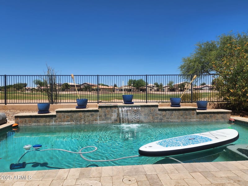 654 Taylor Trl, San Tan Valley, AZ 85143