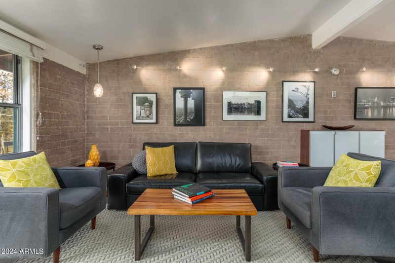 6540 N 13th St, Phoenix, AZ 85014