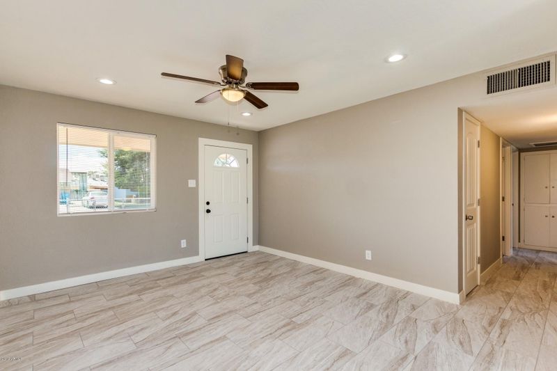6540 W Cheery Lynn Rd, Phoenix, AZ 85033