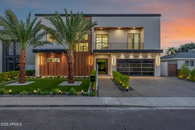 6541 2nd St, Scottsdale, AZ 85251