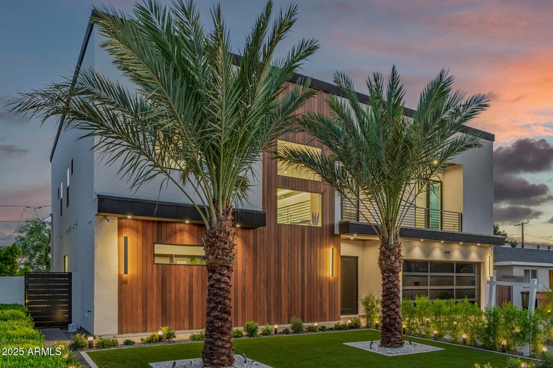 6541 2nd St, Scottsdale, AZ 85251