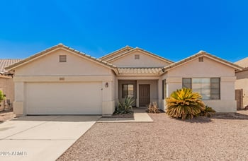6541 Cordes Rd, Phoenix, AZ 85043