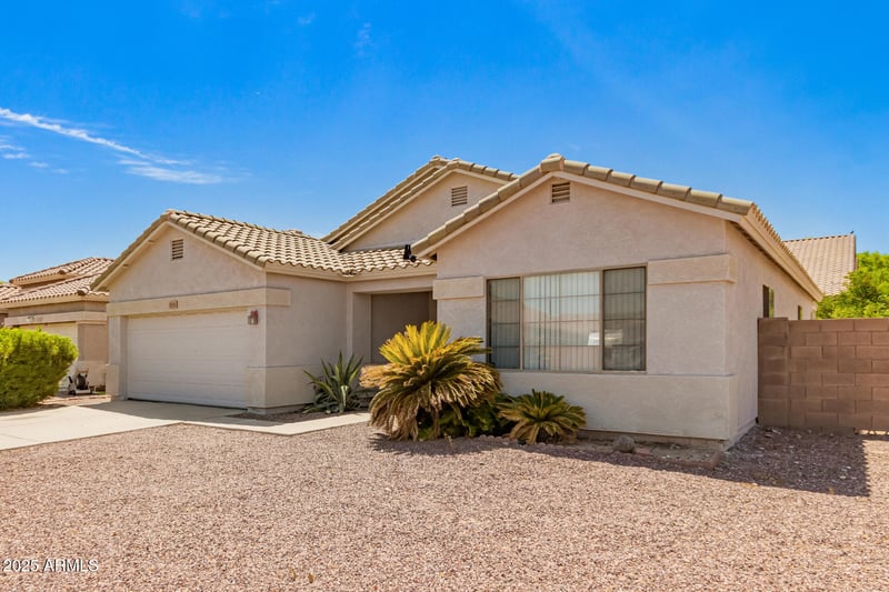 6541 Cordes Rd, Phoenix, AZ 85043