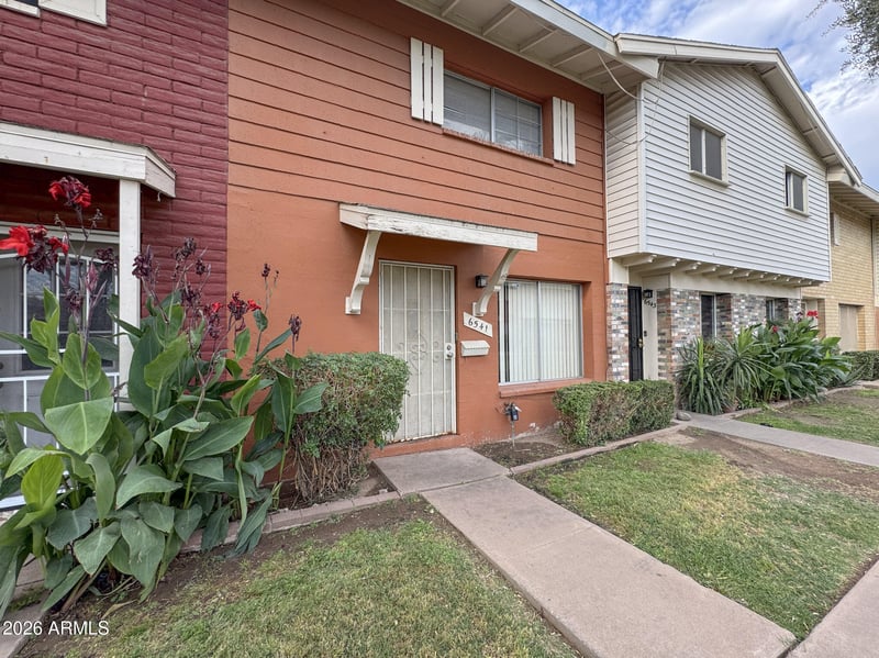 6541 N 44th Ave, Glendale, AZ 85301