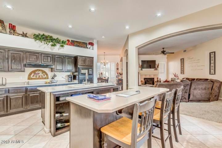 6541 W Via Montoya Dr, Glendale, AZ 85310