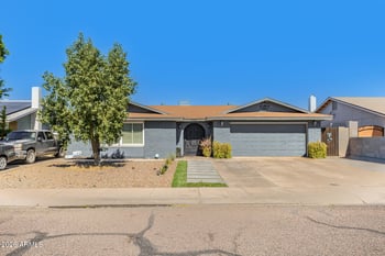 6542 Coolidge St, Phoenix, AZ 85033
