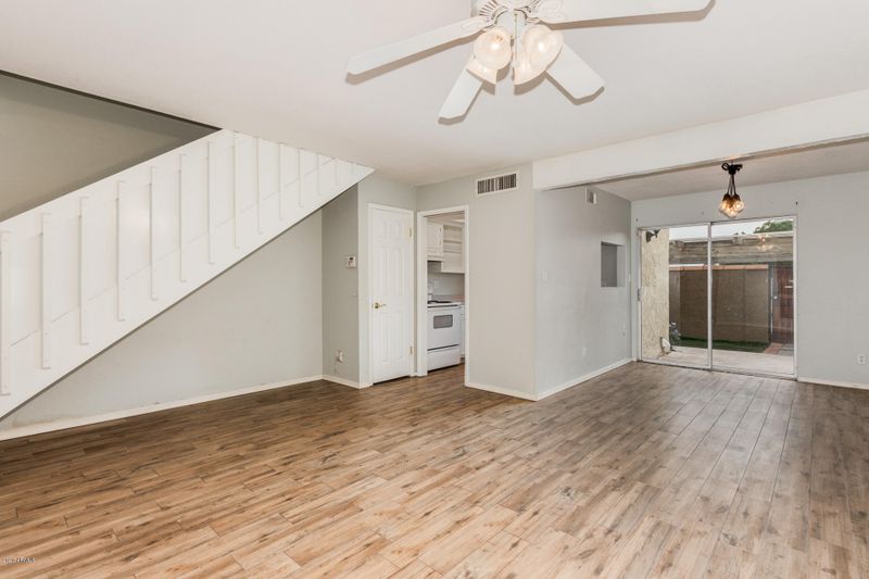6542 N 7th Ave #25, Phoenix, AZ 85013