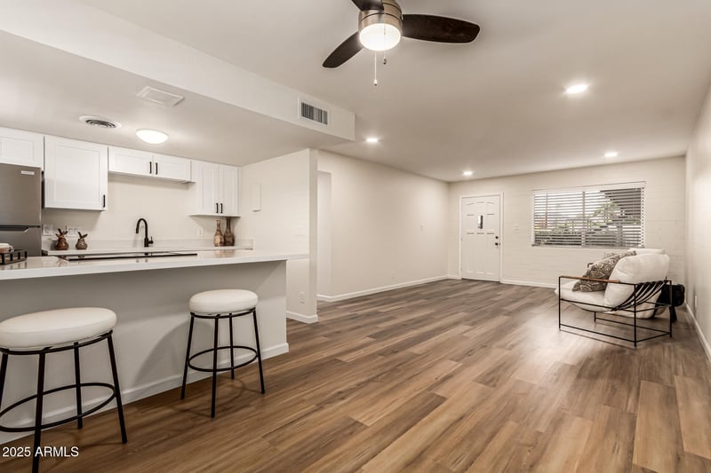 6544 12th St #19, Phoenix, AZ 85014