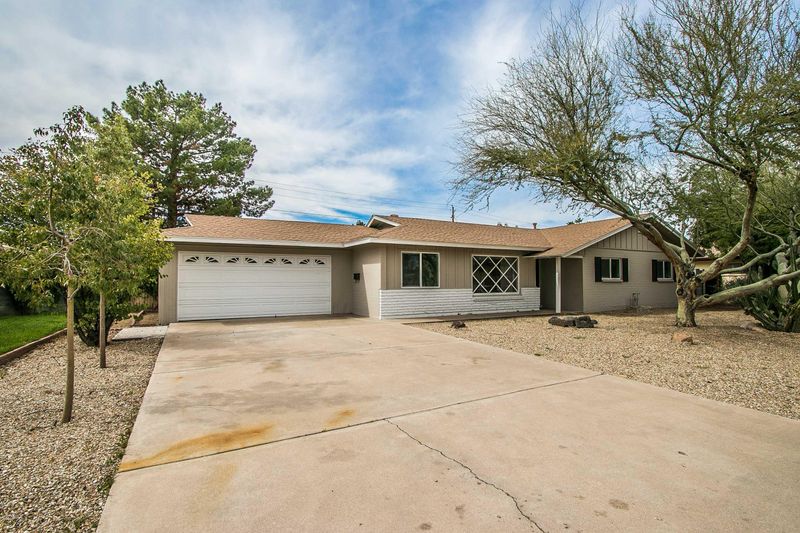 6544 N 16th Dr, Phoenix, AZ 85015