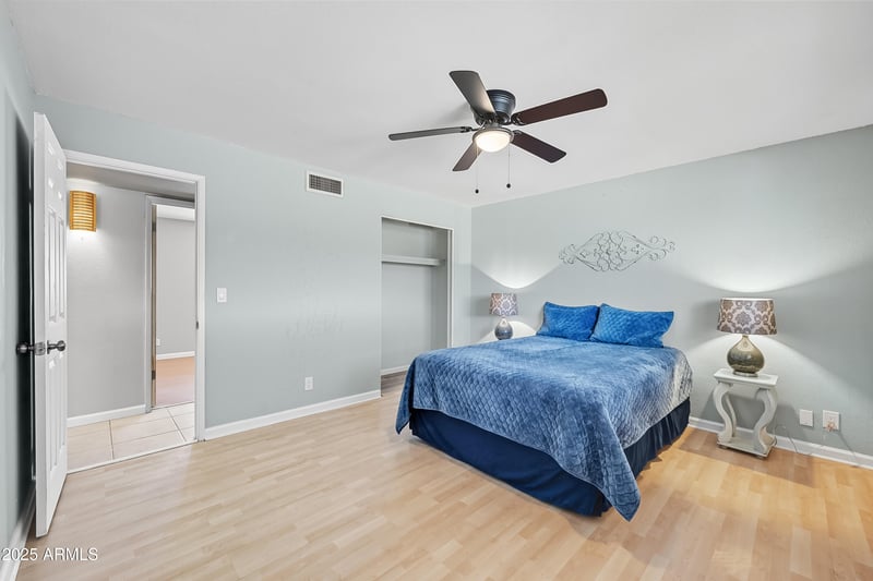 6545 Heather Dr, Mesa, AZ 85215