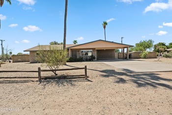 6545 Heather Dr, Mesa, AZ 85215