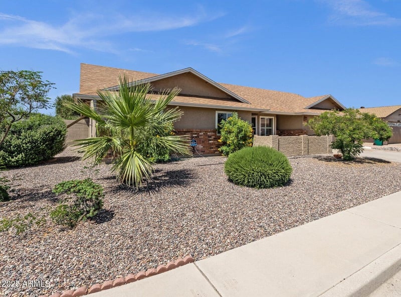 6546 Dallas St, Mesa, AZ 85205