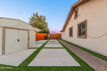 6546 Highland Ave, Phoenix, AZ 85033