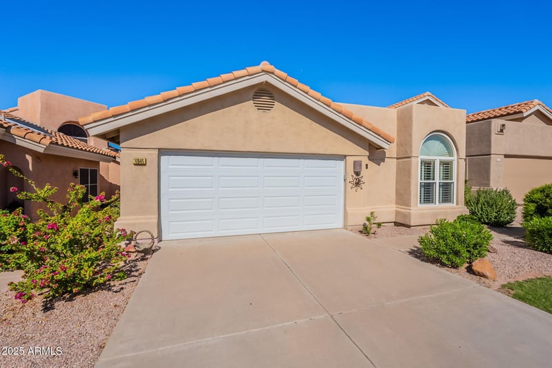 6546 Sugarloaf St, Mesa, AZ 85215