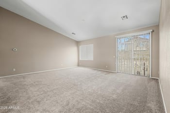 6546 Cordes Rd, Phoenix, AZ 85043