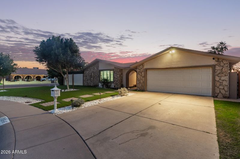 6546 W Highland Ave, Phoenix, AZ 85033