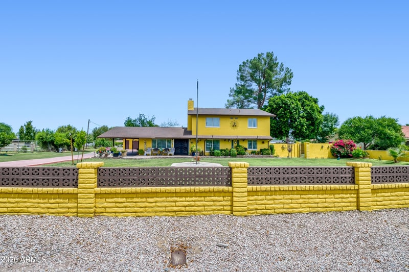 6546 Surrey Ave, Glendale, AZ 85304