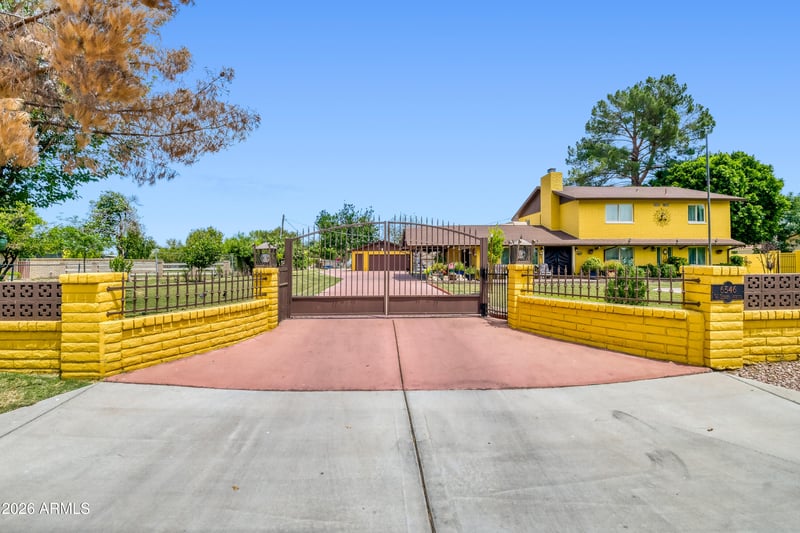 6546 Surrey Ave, Glendale, AZ 85304