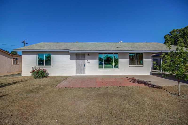 655 N Sunset Dr, Chandler, AZ 85225