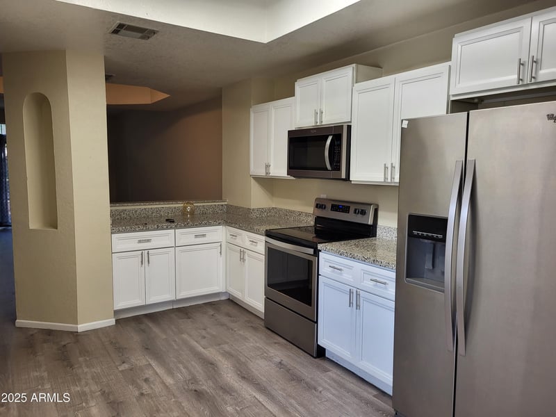 6550 47th Ave #113, Glendale, AZ 85301