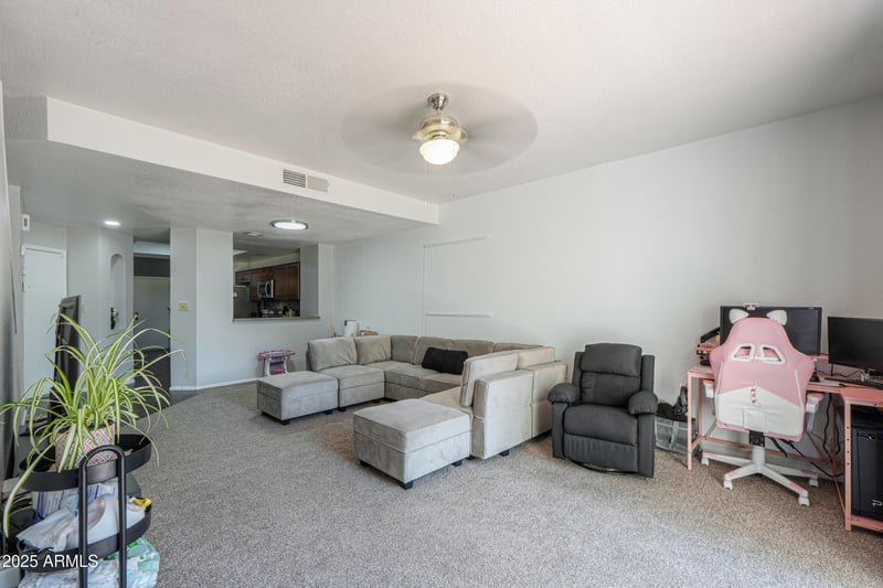 6550 47th Ave #194, Glendale, AZ 85301