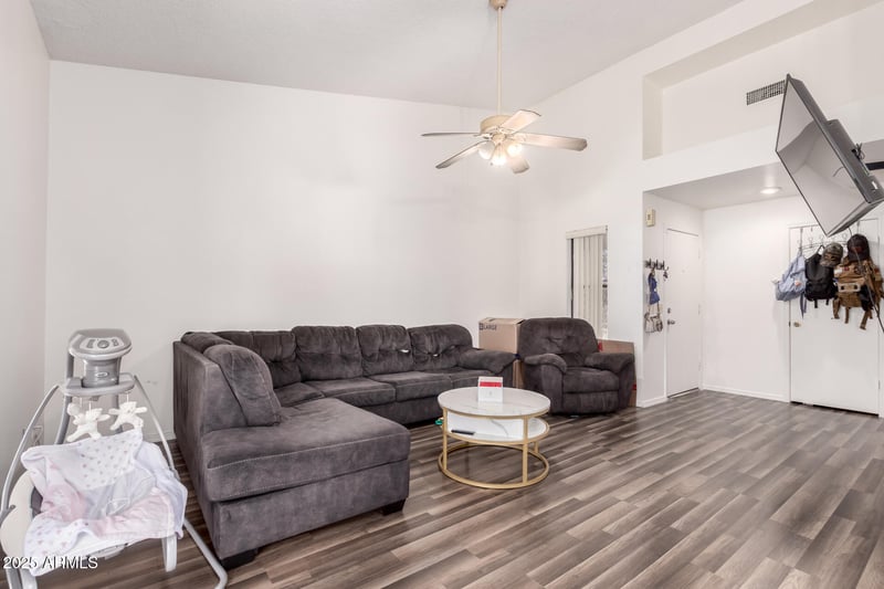 6550 47th Ave #201, Glendale, AZ 85301