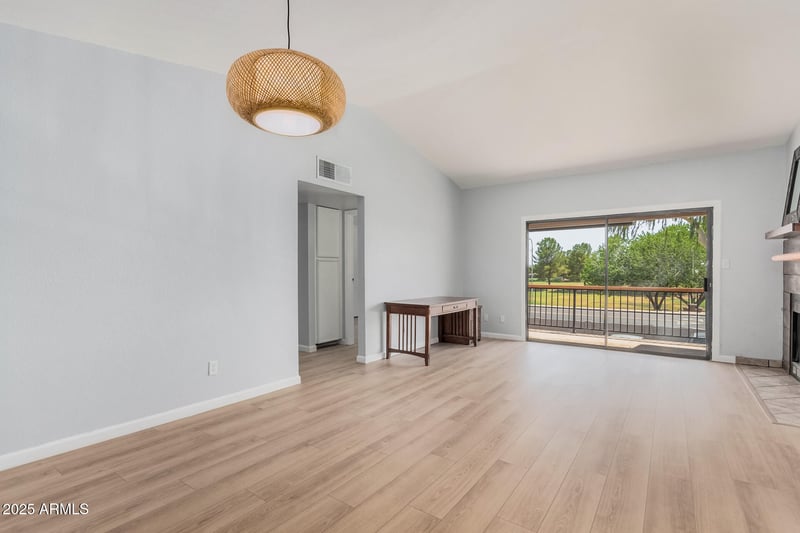 6550 47th Ave #222, Glendale, AZ 85301