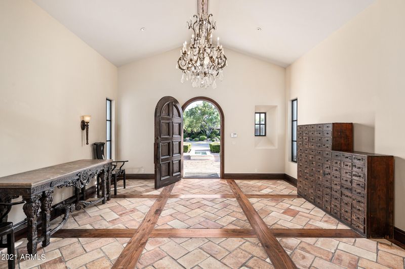 6550 E El Maro Cir, Paradise Valley, AZ 85253