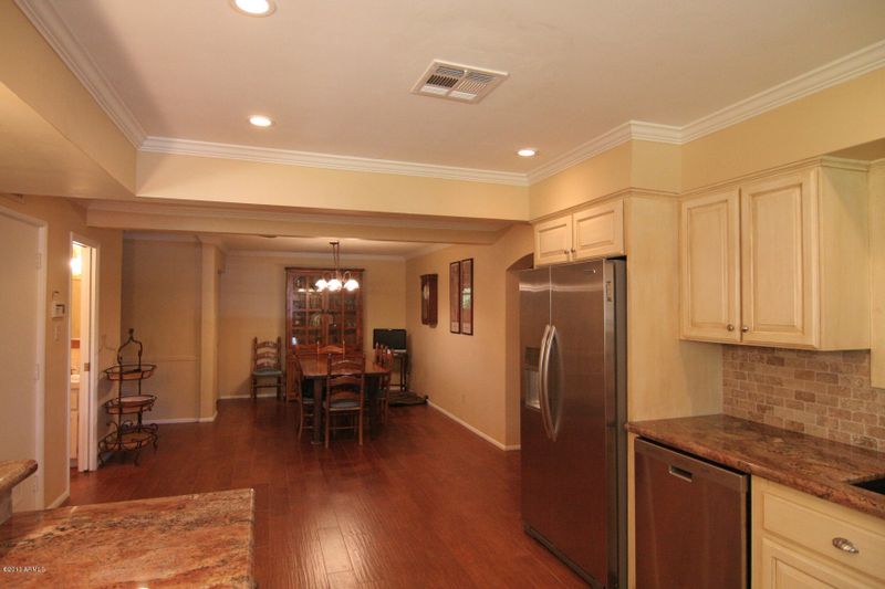 6550 N 1st Pl, Phoenix, AZ 85012